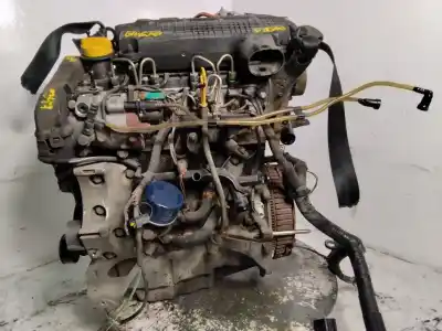 Автозапчасти б/у полный двигатель за renault clio ii fase ii (b/cb0) authentique ссылки oem iam k9kb702  