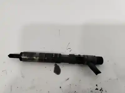 Pezzo di ricambio per auto di seconda mano iniettore per renault kangoo i (f/kc0) authentique 65 cv / 48 kw riferimenti oem iam 8200240244  