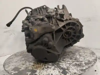 Second-hand car spare part gearbox for renault kangoo ii (f/kw0) expression 109 cv / 80 kw oem iam references tl4a000   Second-hand car spare part gearbox for renault kangoo ii (f/kw0) expression 109 cv / 80 kw oem iam references tl4a000