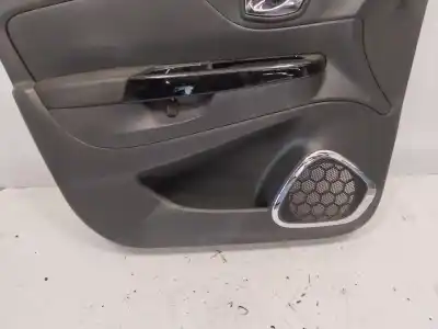 Peça sobressalente para automóvel em segunda mão forra / revestimento da porta dianteira esquerda por renault captur adventure referências oem iam 156067372  