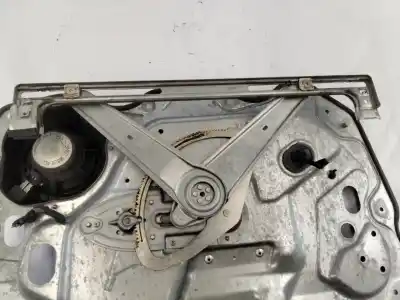 Peça sobressalente para automóvel em segunda mão elevador de vidros dianteiro direito por ford focus lim. (cb4) titanium referências oem iam 984697-114  