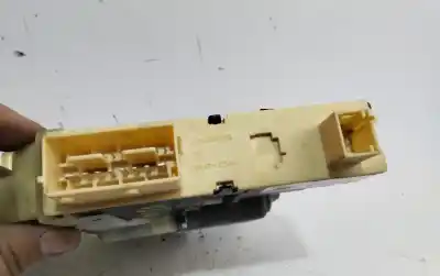 Peça sobressalente para automóvel em segunda mão MOTOR ELEVADOR VIDRO DIANTEIRO ESQUERDO por CITROEN C4 COUPE  Referências OEM IAM 9681576980  