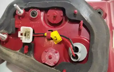 Peça sobressalente para automóvel em segunda mão farolim traseiro direito por kia sportage emotion 4x2 referências oem iam 