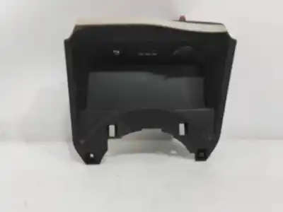 Second-hand car spare part FRONT DECORATIVE MOULDING for KIA SPORTAGE Emotion 4x2 OEM IAM references 84631-3U010  