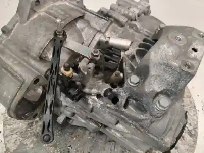 Peça sobressalente para automóvel em segunda mão caixa de velocidades por skoda karoq (nu) design 149 cv / 110 kw referências oem iam uet