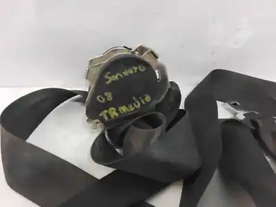 Recambio de automóvil de segunda mano de CINTURON SEGURIDAD TRASERO CENTRAL para DACIA DACIA SANDERO II 1.5 DCI referencias OEM IAM   