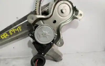 Peça sobressalente para automóvel em segunda mão elevador de vidros traseiro direito por toyota rav 4 (a3) executive referências oem iam 