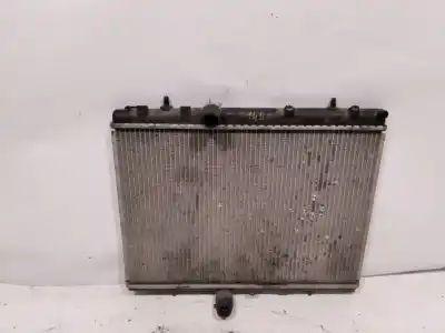 Pezzo di ricambio per auto di seconda mano radiatore d acqua per peugeot 307 break/sw (s2) d-sign 109 cv / 80 kw riferimenti oem iam 63606a  