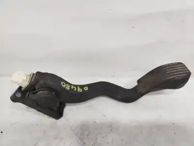 Second-hand car spare part accelerator pedal for peugeot 307 break/sw (s2) d-sign 109 cv / 80 kw oem iam references 9646702180  