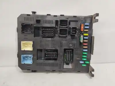 Автозапчасти б/у блок реле/предохранителей за peugeot 307 break/sw (s2) d-sign 109 cv / 80 kw ссылки oem iam 9661940480  