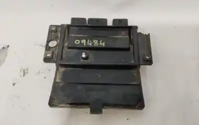 Second-hand car spare part ecu engine control for renault clio ii fase ii (b/cb0) base authentique 65 cv / 48 kw oem iam references 8200412258  