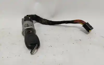 Second-hand car spare part ignition switch for renault clio ii fase ii (b/cb0) base authentique 65 cv / 48 kw oem iam references   