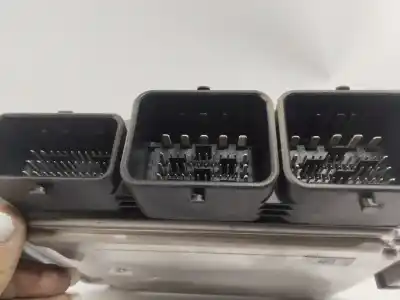 Peça sobressalente para automóvel em segunda mão centralina de motor uce por citroen c4 lim. business referências oem iam 9677031180  