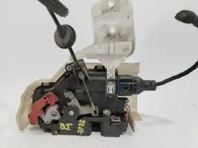 Second-hand car spare part left front door lock for citroen c3 hdi 92 sx plus oem iam references 