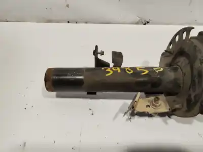 Pièce détachée automobile d'occasion amortisseur avant droit pour ford focus turn. (cb8) trend références oem iam 