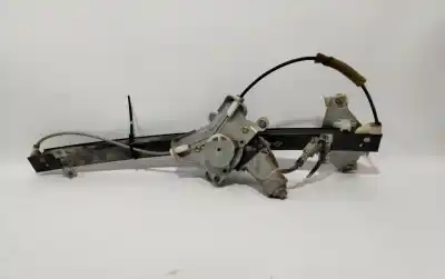 Pièce détachée automobile d'occasion léve glace avant droit pour ssangyong rexton 2.7 turbodiesel cat 186 cv / 137 kw références oem iam 88100-08011  