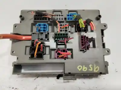 Peça sobressalente para automóvel em segunda mão Caixa De Fusíveis E Relés por BMW SERIE 1 BERLINA (E81/E87) 116d Referências OEM IAM 911944604  