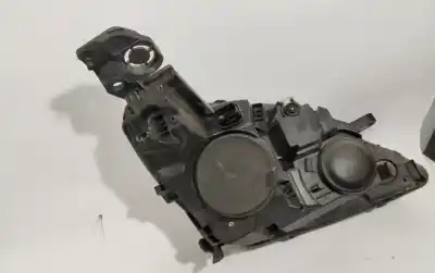 Second-hand car spare part left headlight for peugeot 308 active oem iam references 96775  