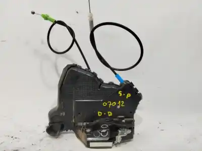 Second-hand car spare part front right door lock for toyota auris hybrid active oem iam references 