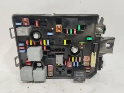 Peça sobressalente para automóvel em segunda mão caixa de fusíveis e relés por opel corsa e 120 aniversario 90 cv / 66 kw referências oem iam 13451890aaxt