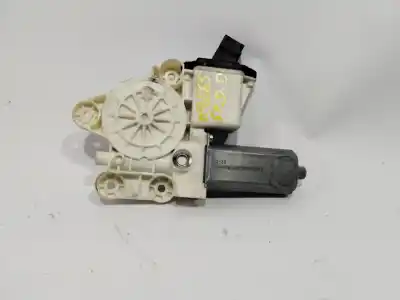 Pezzo di ricambio per auto di seconda mano  per TOYOTA COROLLA (E12)  Riferimenti OEM IAM 6981002130  