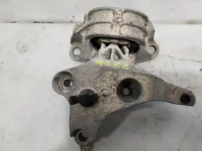 Second-hand car spare part engine support for dacia duster (hs_) 1.5 dci (hsmc) oem iam references   