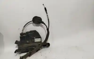 Peça sobressalente para automóvel em segunda mão fechadura da porta dianteira esquerda por renault captur adventure referências oem iam 805014463r  