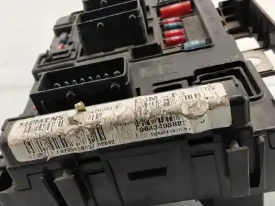 Recambio de automóvil de segunda mano de CAJA RELES / FUSIBLES para CITROEN C5 I BREAK (DE_) 2.0 HDI (DERHSB, DERHSE) referencias OEM IAM 9643498880  