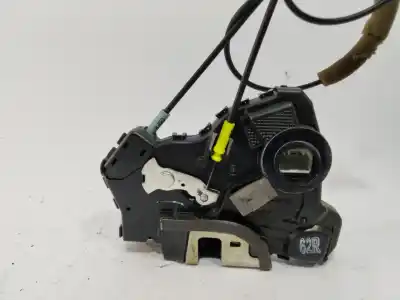 Peça sobressalente para automóvel em segunda mão Fechadura Da Porta Dianteira Direita por TOYOTA COROLLA (E12) 2.0 D-4D Linea Luna Berlina Referências OEM IAM 6903002162  