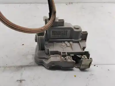 Peça sobressalente para automóvel em segunda mão fechadura da porta dianteira direita por lancia ypsilon (402) silver referências oem iam 51926043  