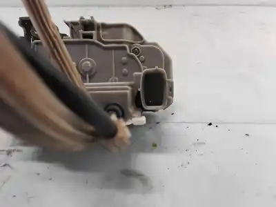 Recambio de automóvil de segunda mano de CERRADURA PUERTA DELANTERA DERECHA para LANCIA YPSILON (402)  referencias OEM IAM 51926043  