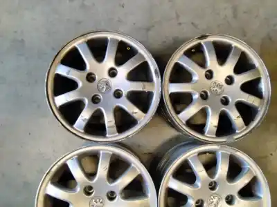Recambio de automóvil de segunda mano de juego llantas para peugeot 206 cc 2.0 16v cat referencias oem iam   