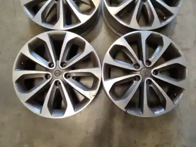 Recambio de automóvil de segunda mano de juego llantas para nissan qashqai (j10) visia 141 cv / 104 kw referencias oem iam   