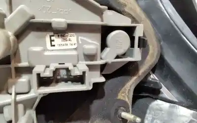 Pezzo di ricambio per auto di seconda mano Lampada Posteriore Sinistra per TOYOTA COROLLA (E12) 2.0 D-4D Linea Luna Berlina Riferimenti OEM IAM   