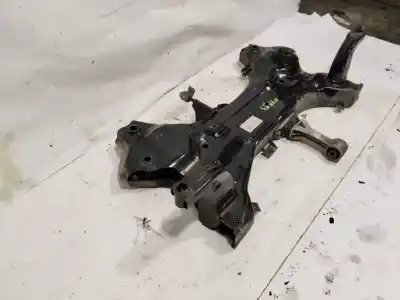 Peça sobressalente para automóvel em segunda mão charrió / suporte de eixo dianteiro por hyundai i30 (pd) klass referências oem iam 62401-g4aa0