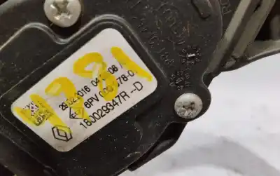 Peça sobressalente para automóvel em segunda mão Pedal Acelerador por RENAULT CAPTUR Intens 90 CV / 66 KW Referências OEM IAM 180029347R-D  