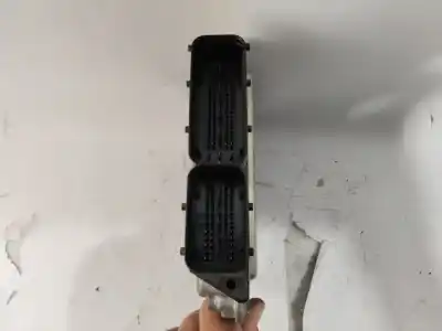Peça sobressalente para automóvel em segunda mão CENTRALINA DE MOTOR UCE por CHEVROLET AVEO BERLINA HATCHBACK  Referências OEM IAM 55583708  0281018383