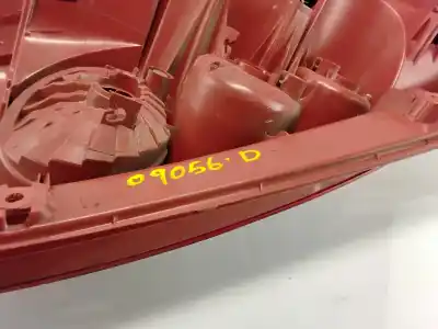 Автозапчастина б/у правий ліхтар для mazda 5 (cr19) 2.0 cd (cr19) посилання на oem iam 08-216-1970r-r  082161970r