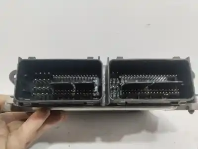 Peça sobressalente para automóvel em segunda mão centralina de motor uce por ford focus lim. (cb8) trend referências oem iam cv6112a650amg  