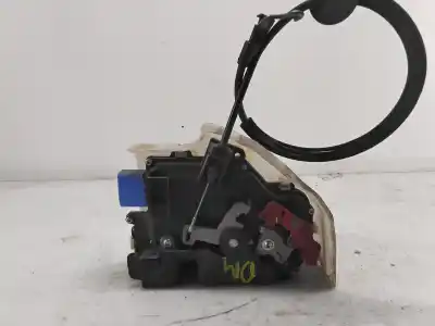 İkinci el araba yedek parçası SAG ÖN KAPI KILIDI için VOLKSWAGEN JETTA (1K2)  OEM IAM referansları 3D1837016AC  