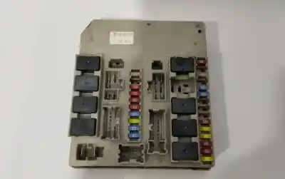 Pièce détachée automobile d'occasion boîtes à fusibles pour renault clio iii dynamique références oem iam 902663a