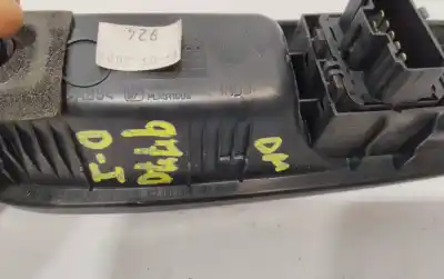 Peça sobressalente para automóvel em segunda mão botão / interruptor elevador vidro dianteiro esquerdo por renault clio ii fase ii (b/cb0) authentique referências oem iam 8200084003e1  