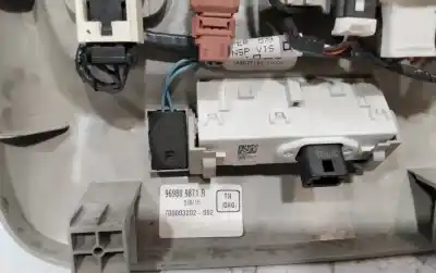 Second-hand car spare part interior light for renault kadjar zen oem iam references 969809871r