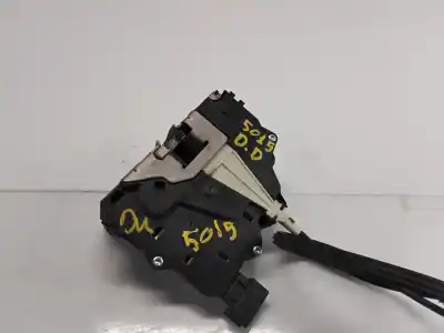 Peça sobressalente para automóvel em segunda mão fechadura da porta dianteira direita por opel corsa e color edition ecoflex referências oem iam 13431840