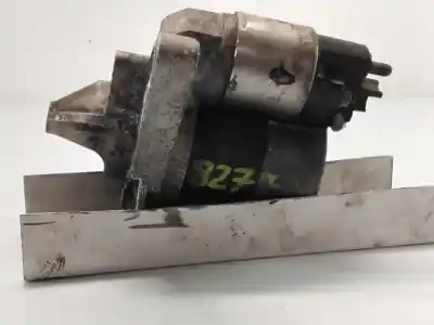 Second-hand car spare part  for RENAULT CAPTUR  OEM IAM references 233001071R  