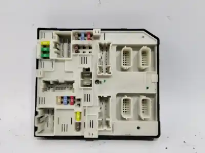 Peça sobressalente para automóvel em segunda mão caixa de fusíveis e relés por renault zoe bose 58 cv / 43 kw referências oem iam 284b62494r