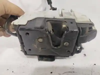 Peça sobressalente para automóvel em segunda mão FECHADURA DA PORTA DIANTEIRA DIREITA por SEAT IBIZA II (6K1)  Referências OEM IAM 93857536  6K4837016D