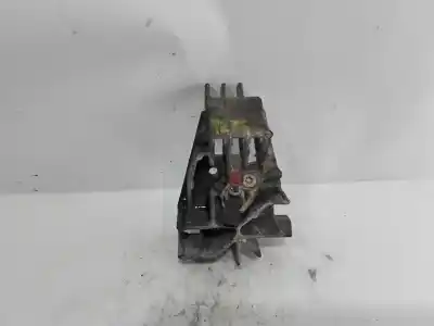 Second-hand car spare part engine support for dacia duster (hs_) 1.5 dci (hsmc) oem iam references 8200771226  