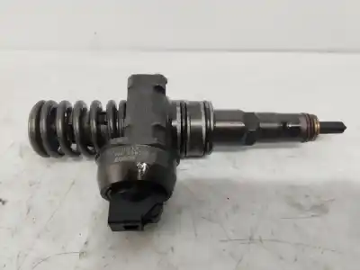 Second-hand car spare part injector for audi a3 (8p) 1.9 tdi ambiente oem iam references 0414720215  