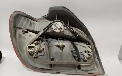 Автозапчастина б/у правий ліхтар для TOYOTA YARIS (NCP1/NLP1/SCP1) * Посилання на OEM IAM 9647E13  